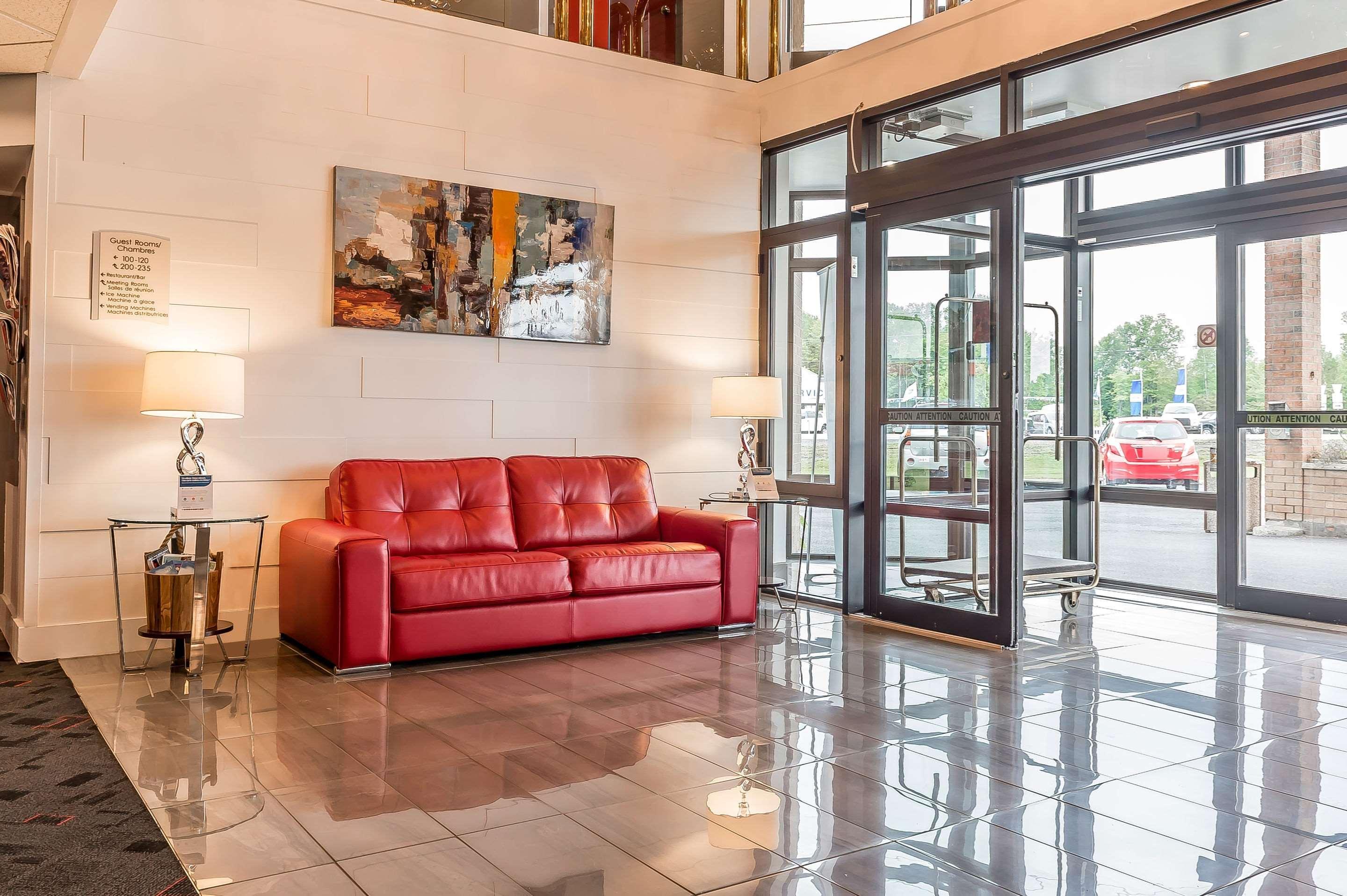 Quality Inn & Suites Hawkesbury Εξωτερικό φωτογραφία