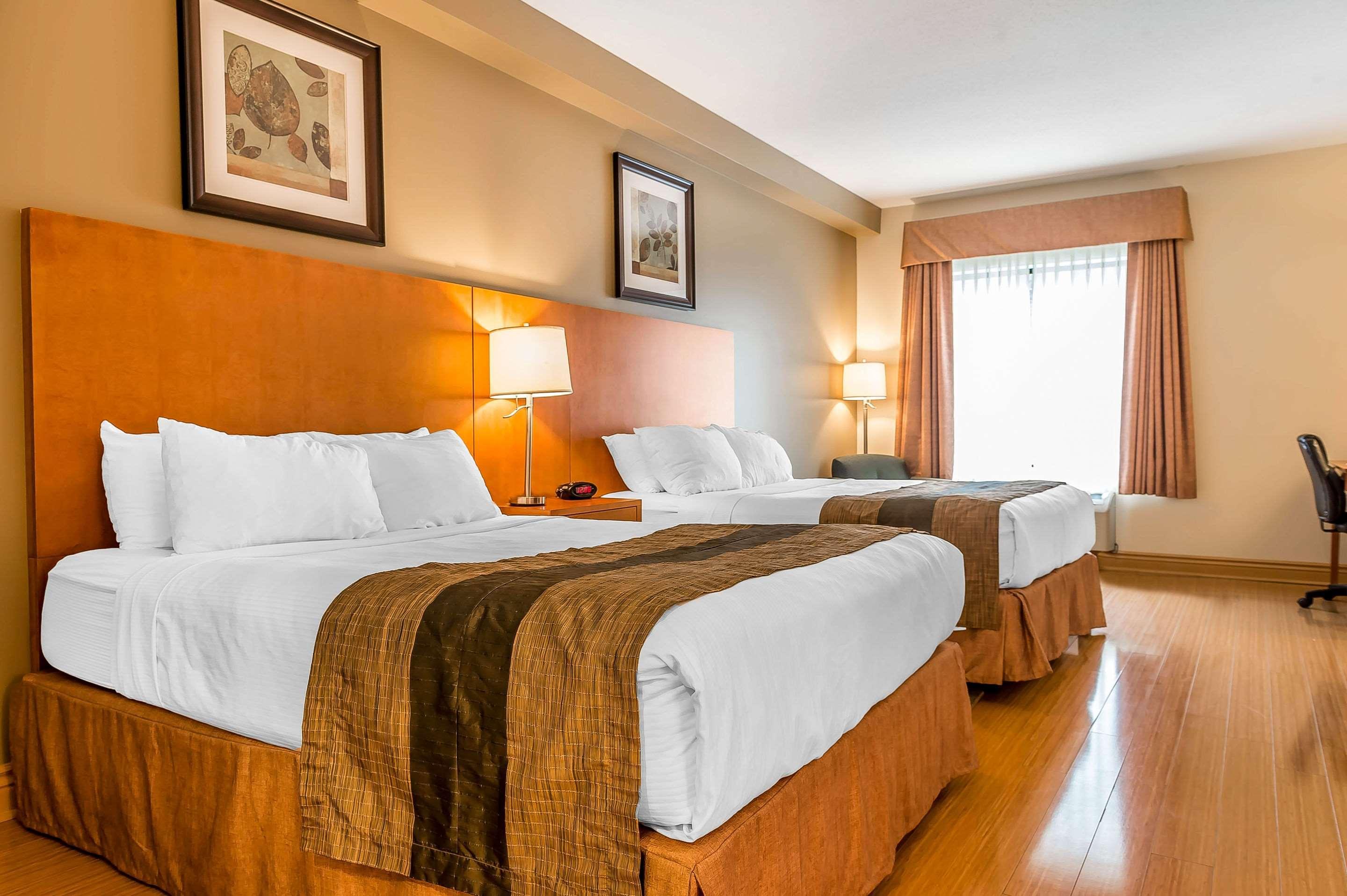Quality Inn & Suites Hawkesbury Εξωτερικό φωτογραφία