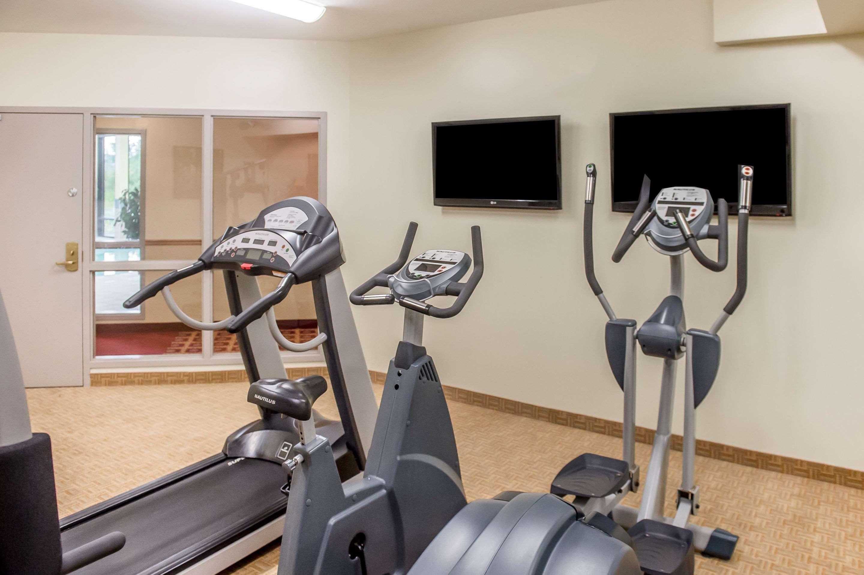 Quality Inn & Suites Hawkesbury Εξωτερικό φωτογραφία