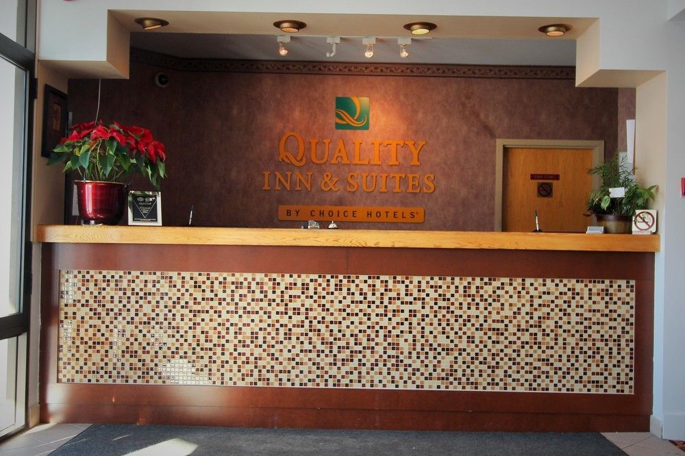 Quality Inn & Suites Hawkesbury Εξωτερικό φωτογραφία