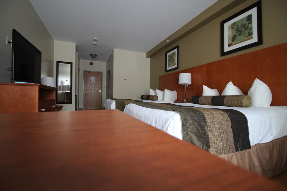 Quality Inn & Suites Hawkesbury Εξωτερικό φωτογραφία